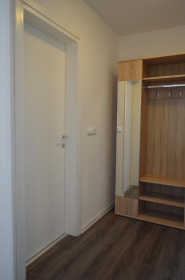 Katarica Hotell Korenica Exteriör bild