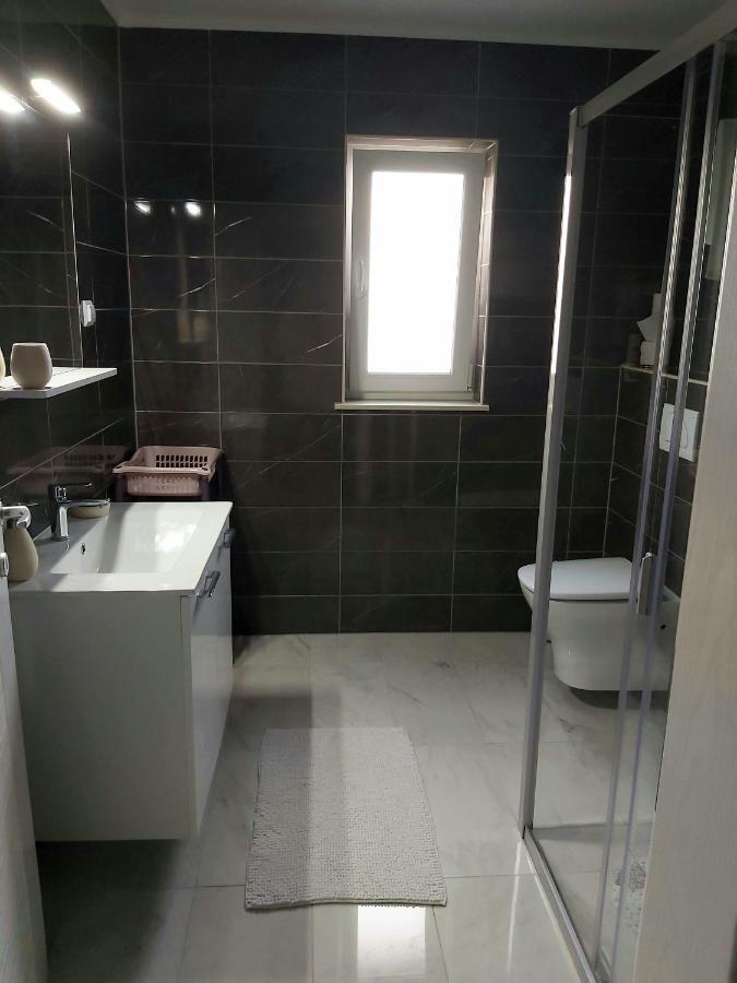 Katarica Hotell Korenica Exteriör bild